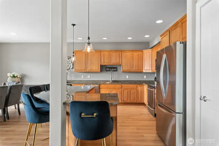 Highly Upgraded Cooks Kitchen, Stainless Appliances