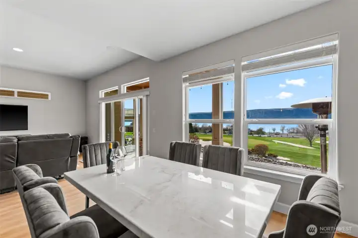 Large Picture Windows, Vast Columbia River Views