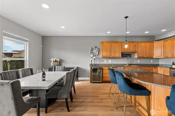 Open Concept, High Ceilings, Vast River Views