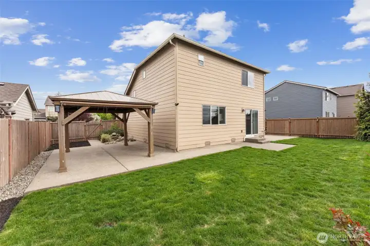 Enjoy outdoor entertaining year round.