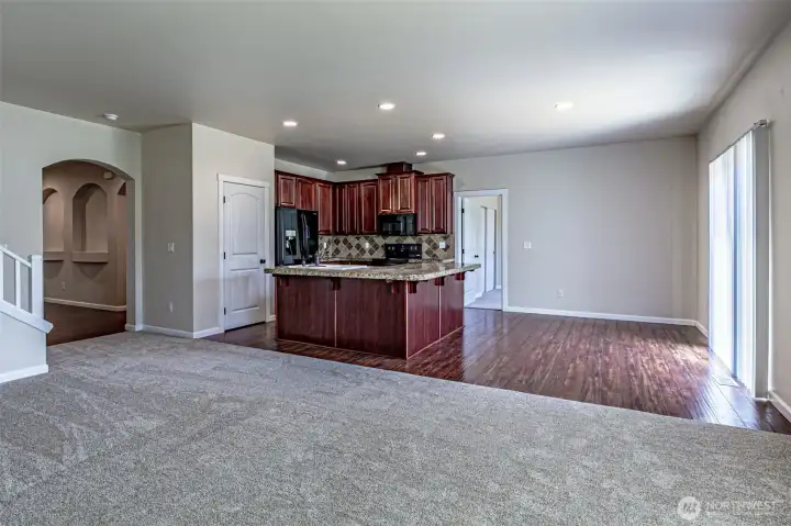 Kitchen with eat-in space