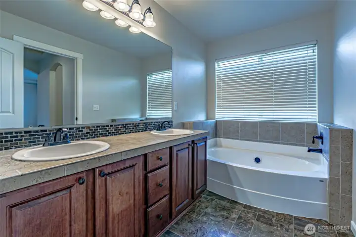 Primary Room 5 piece Bathroom