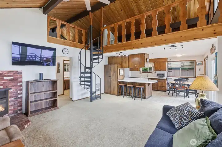 Spiral staircase to spacious loft