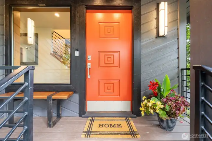 Welcome home! You'll love what's inside... Welcome home! You'll love what's inside...