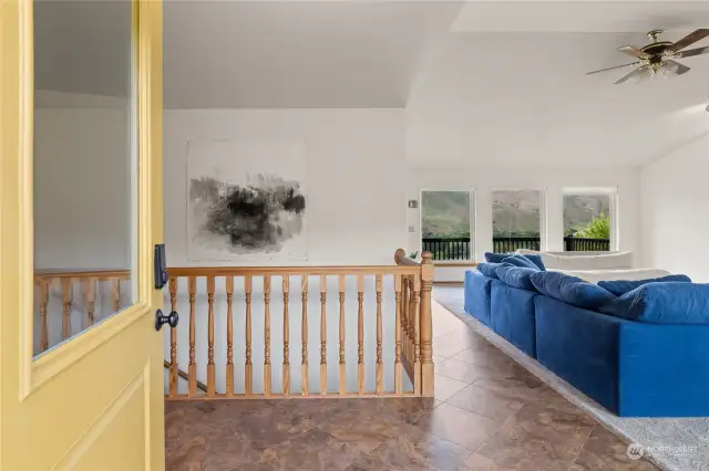 Welcome home!  bright, airy and ready for you to make your own.  The interior of this home is a blank slate and is ready for you to place your mark, creating the home you've always wanted.