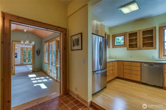Kitchen to Dining Area