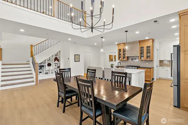 Open floor plan. Upstairs catwalk.
