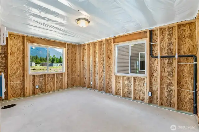 Photographs are for illustrative purposes only. Features, finishes, interior/exterior colors, landscaping and floorplan shown may vary from actual homes built.