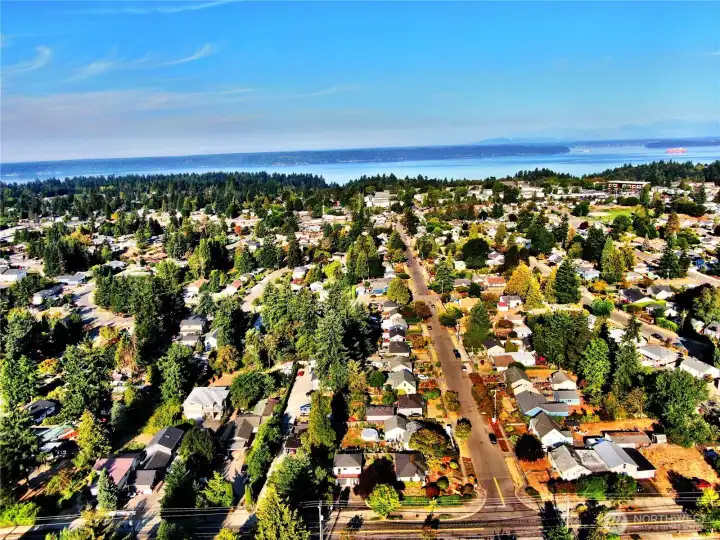 Close to Seahurst Park and Olde Burien.