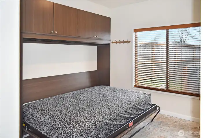 Bedroom 3 with Murphey bed