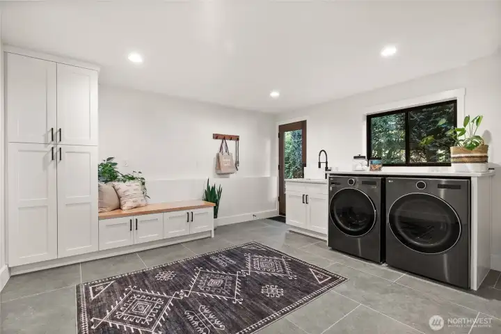 Mud & Laundry room for main house.