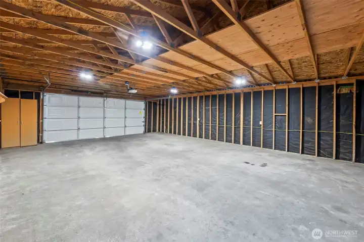 Enormous garage would fit 4 cars