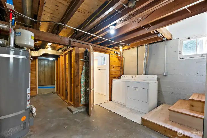 Washer & Dryer included Washer & Dryer included