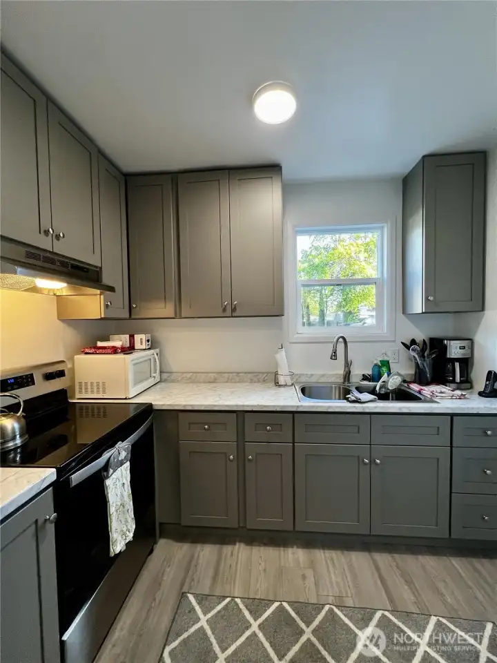 communal kitchen