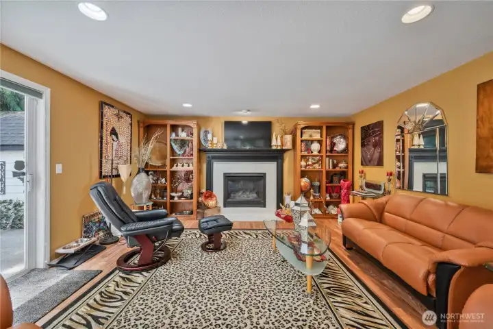 Family Room w/Gas Fireplace