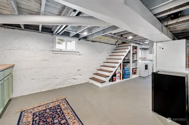 Downin the basement - you will find 622 sq ft of excellent space. Storage, laundry, work from home, gym or entertainment - the options are endless.