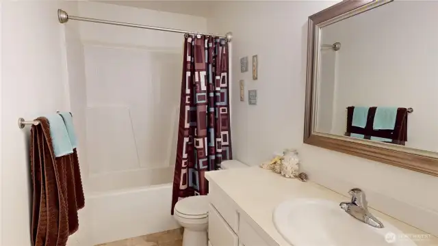 Upstairs full bath