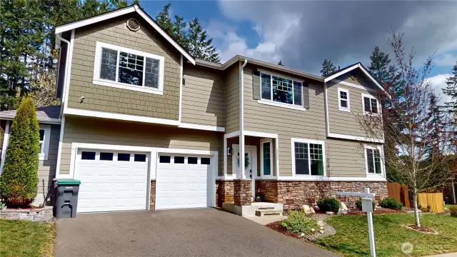 This amazing home is located in a wonderful neighborhood on a culdesac