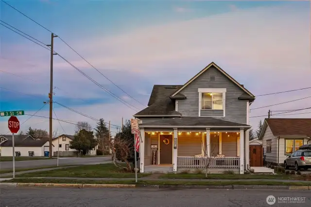 Inviting Front View with Spacious Lawn and Curb Appeal