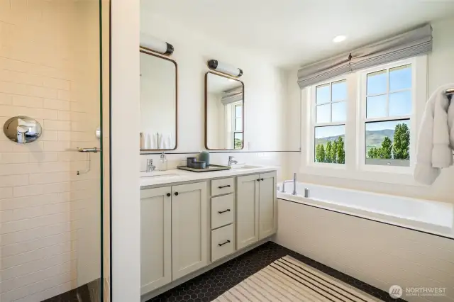 Primary bath