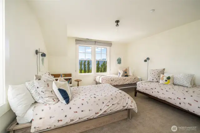 Second floor bedroom 2