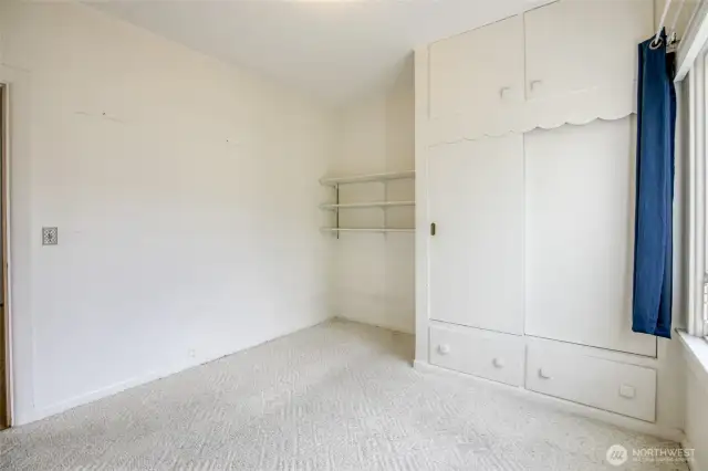 Bedroom #2, cont