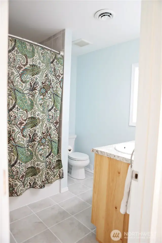 bathroom view 3