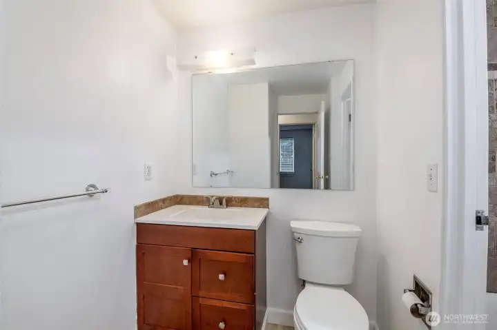 1/2 bath