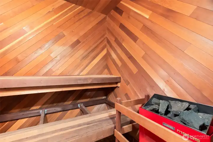 Relax and recharge in the cedar sauna room - a rare luxury! An additional shower is in this room as well.