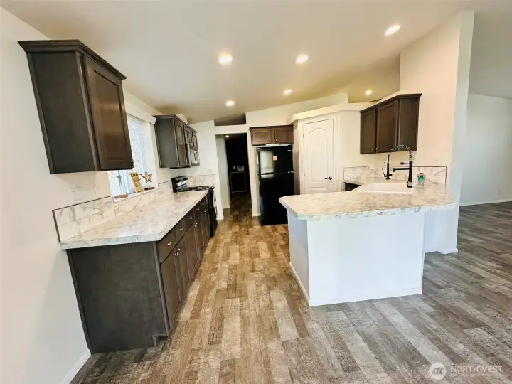 Large kitchen with lots of storage