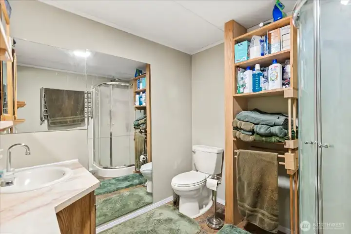 3/4 Bathroom