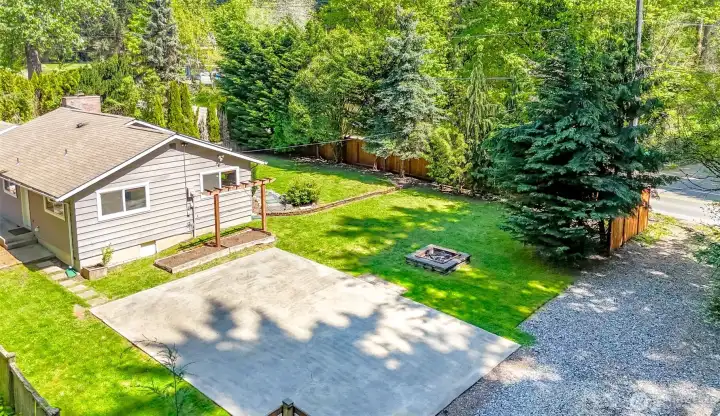 Garden space and firepit