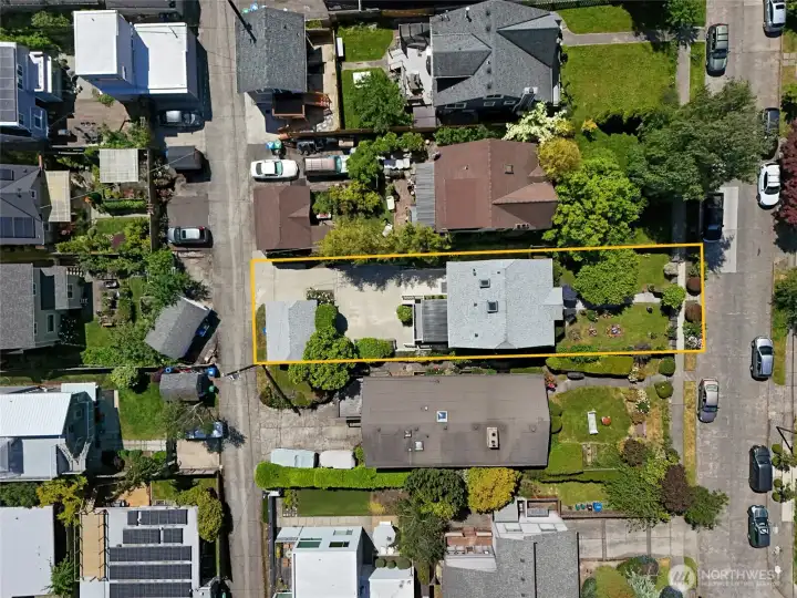 Birdseye view of the property with alley on the left, 11th on the right. Birdseye view of the property with alley on the left, 11th on the right.