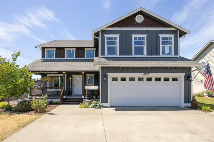 Craftsman character and meticulously maintained Craftsman character and meticulously maintained