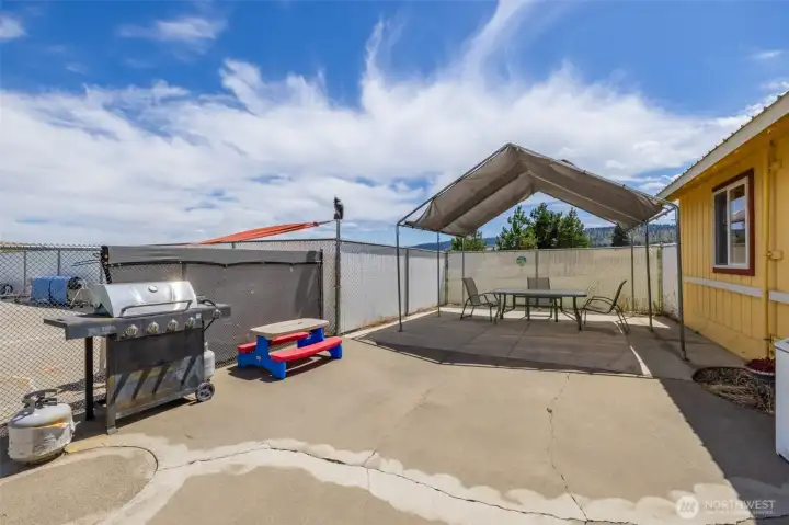 BBQ area at the clubhouse.