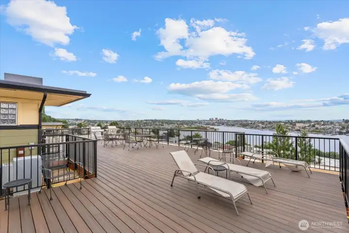 Community deck with lounges and spectacular views