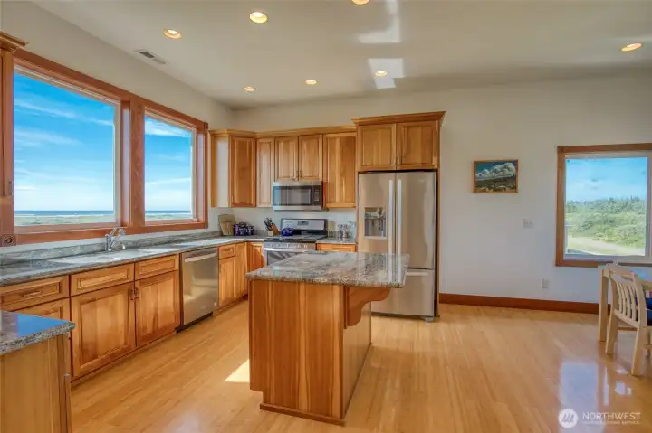 Beautiful slab granite counters. Beautiful slab granite counters.