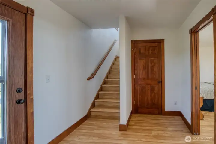 2nd-level....large walk-in closet; left-side door leads out to the front deck; right-side door leads into the Master Bedroom. The stairs lead up to the 3rd-level Bonus Room. 2nd-level....large walk-in closet; left-side door leads out to the front deck; right-side door leads into the Master Bedroom. The stairs lead up to the 3rd-level Bonus Room.