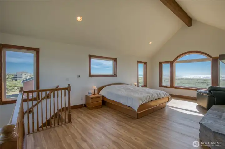 Large 3rd-level Bonus Room. Large 3rd-level Bonus Room.