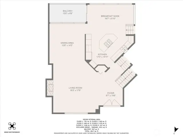 Main living, dining and kitchen.