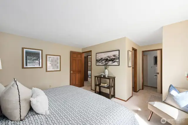 That wall can also fit a good sized dresser.