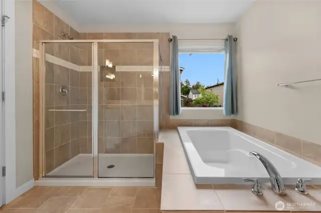 Primary shower and deep tub!