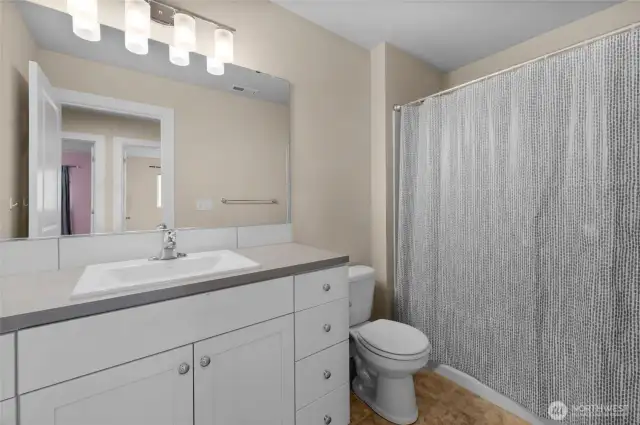 Main bathroom!