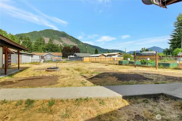 Back yard!! Septic is located here, will be repaired before closing!