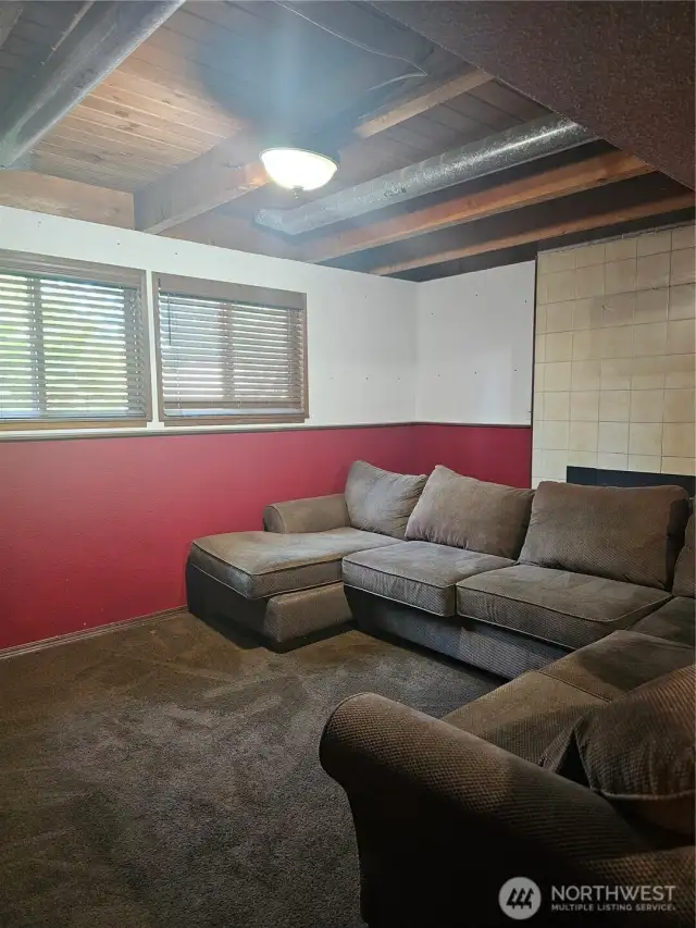 2nd Living Room