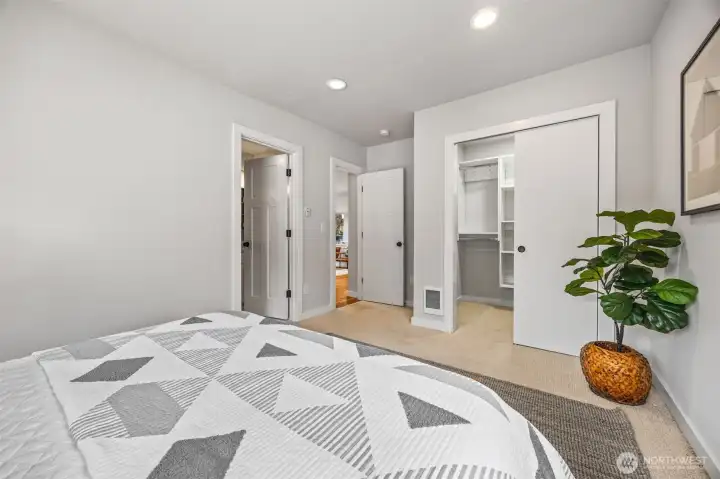 Plenty of closet space with organizer.