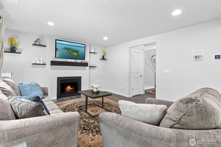 entry to living room