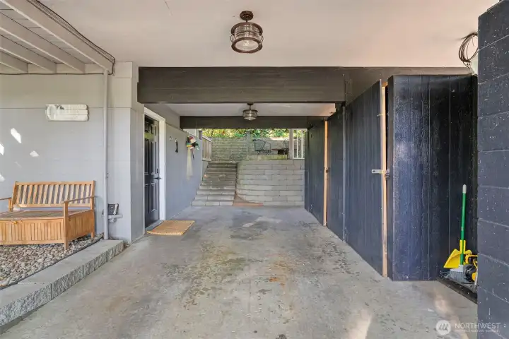 Covered tandem carport slot 1