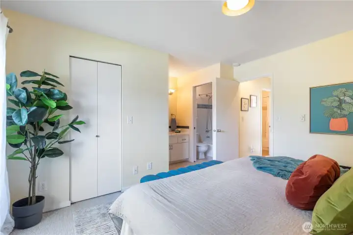 Ensuite has full bath and walk-in closet
