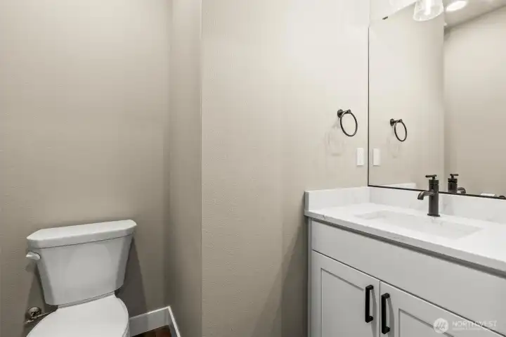 1/2 Bath Off of Laundry Room